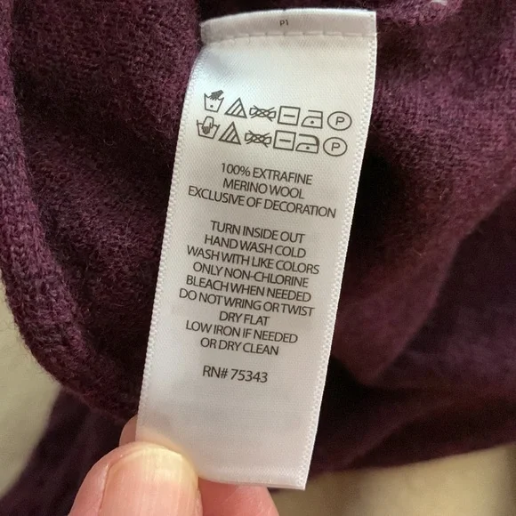 Merino Wool Plum Turtleneck Sweater - Picture 6 of 6